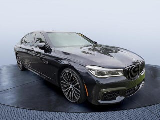 2019 BMW 750i 750i