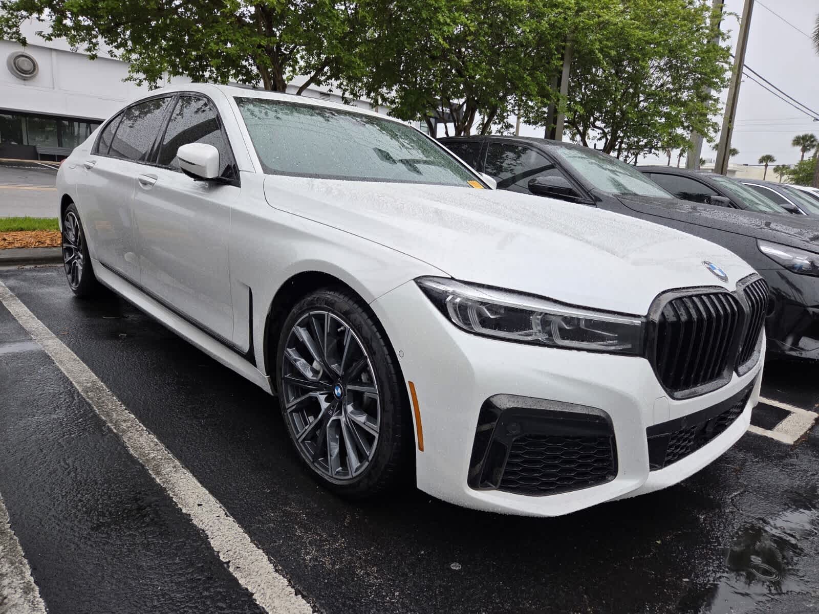 2022 BMW 7 Series 740i