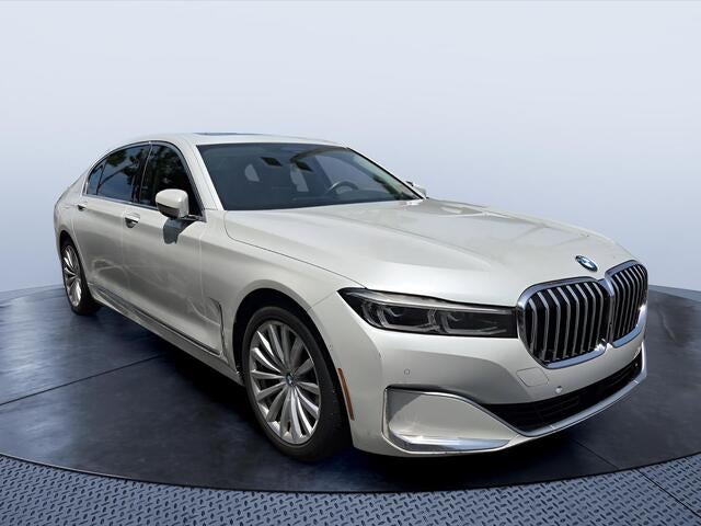 2020 BMW 7 Series 740i's photo