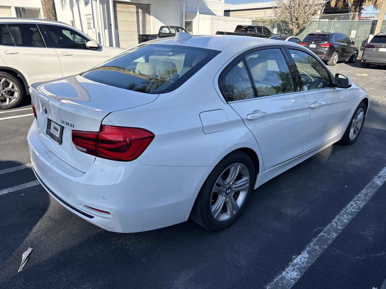 2017 BMW 330i 330i