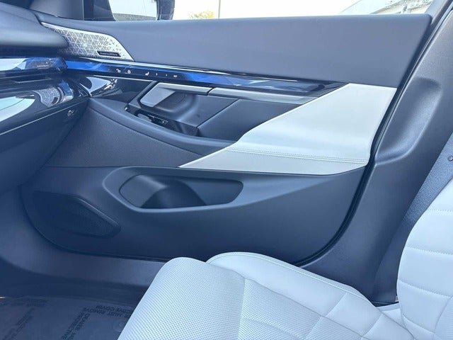 2025 BMW i5 M60