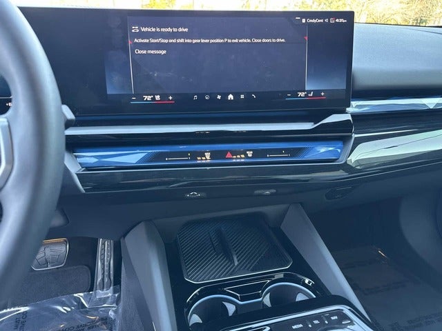 2025 BMW i5 M60