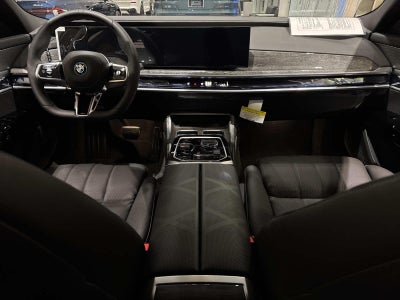 2025 BMW i7 xDrive60