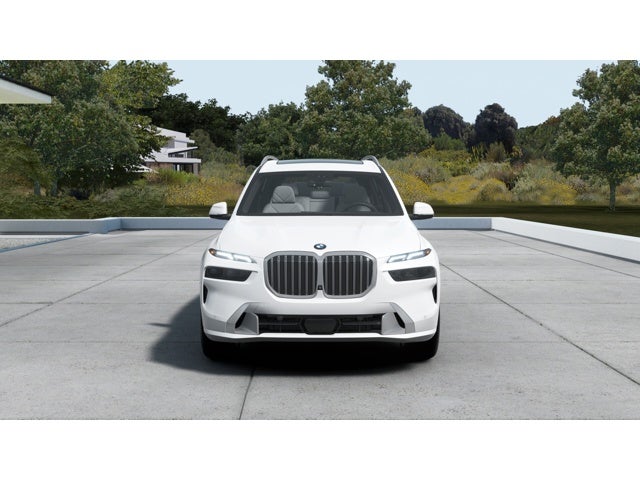 2026 BMW X7 Base