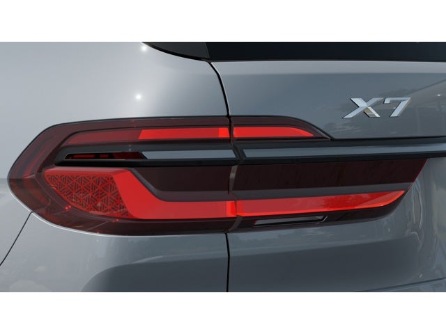 2027 BMW X7 Base