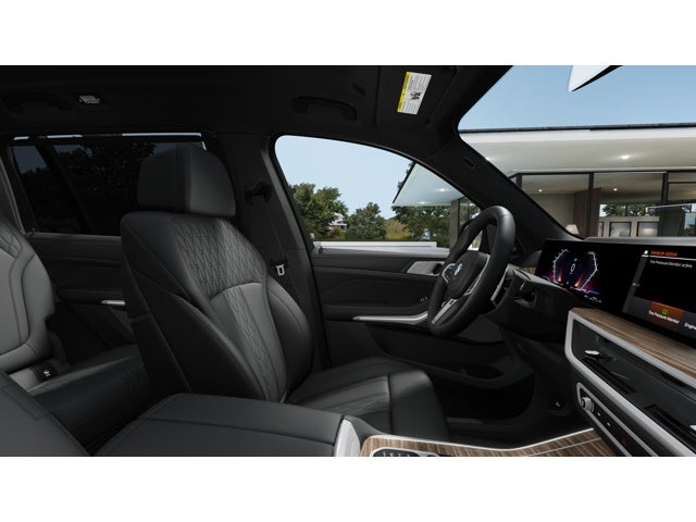 2026 BMW X7 Base