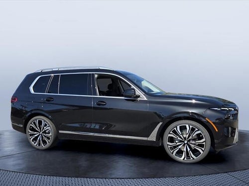 2027 BMW X7 Base
