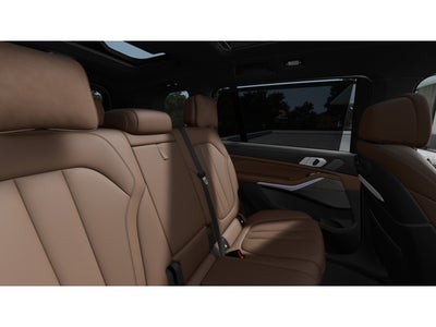 2027 BMW X7 Base