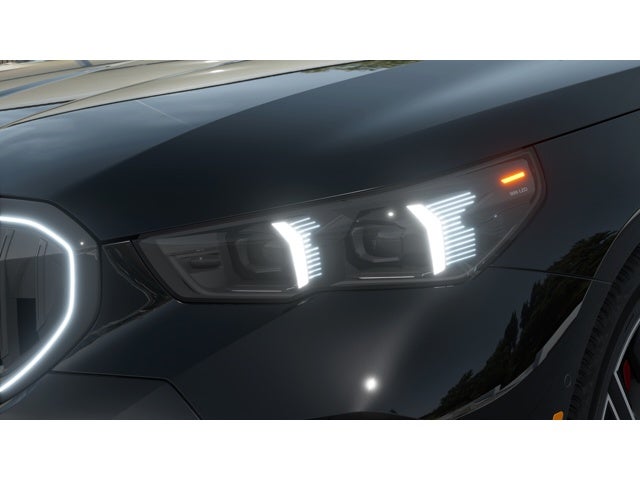 2027 BMW 550e Base