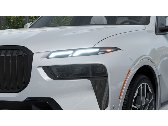 2026 BMW X7 Base