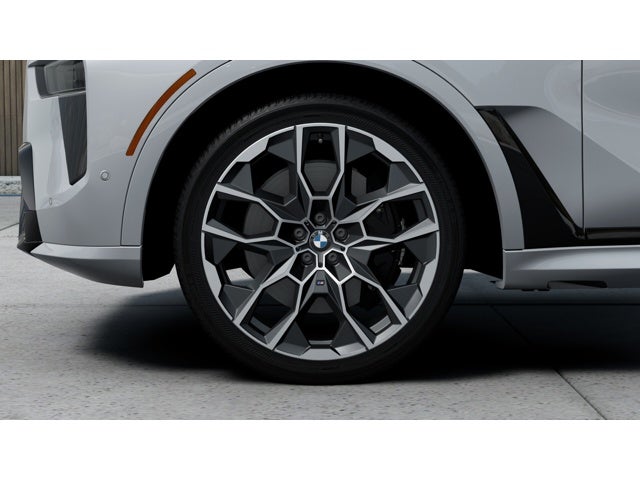 2026 BMW X7 Base