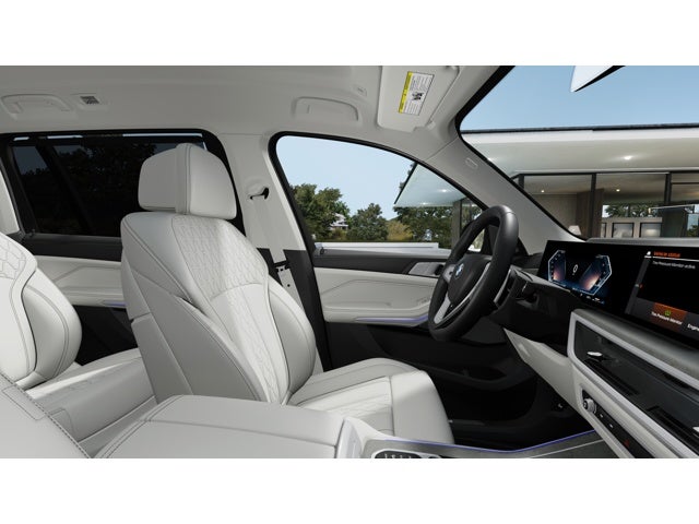 2027 BMW X7 Base