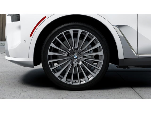 2027 BMW X7 Base