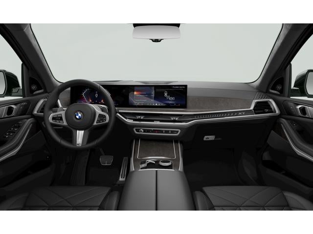2027 BMW X7 Base