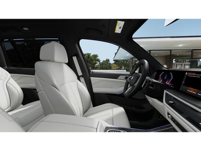 2027 BMW X7 Base