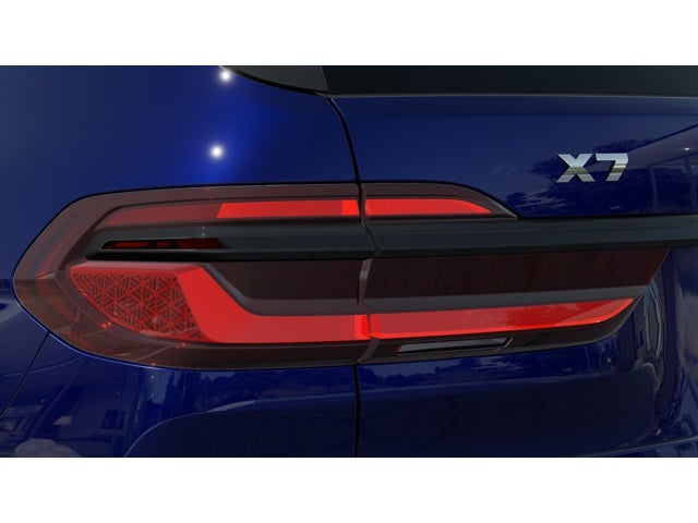 2027 BMW X7 Base