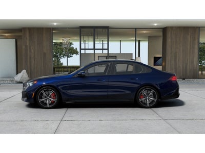2027 BMW 550e Base