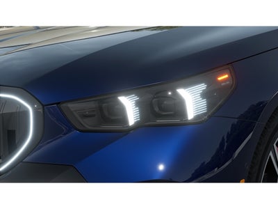 2027 BMW 550e Base