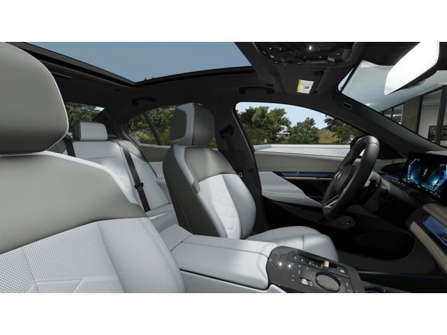2027 BMW 550e Base