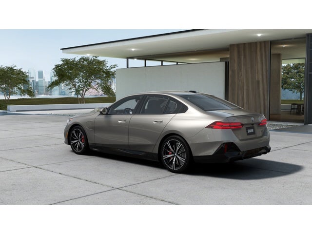 2027 BMW 550e Base
