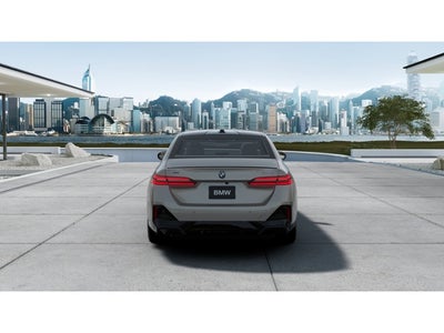2027 BMW 550e Base
