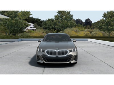 2026 BMW 550e Base