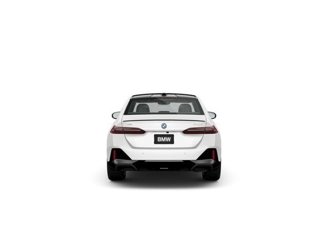 2027 BMW 550e Base