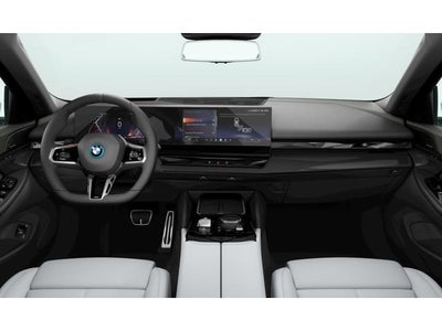 2027 BMW 550e Base