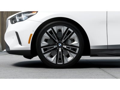 2027 BMW 530i 530i