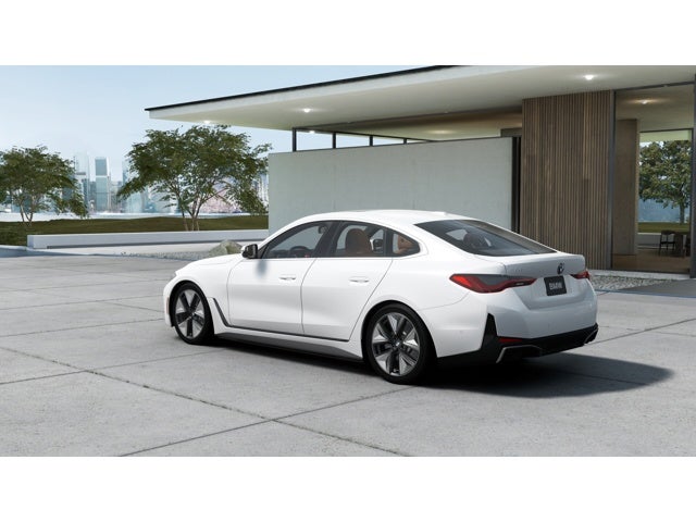 2026 BMW i4 Base