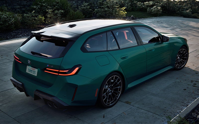 The sky lounge panoramic roof of the M5 Touring. | Tom Bush BMW Jacksonville in Jacksonville FL